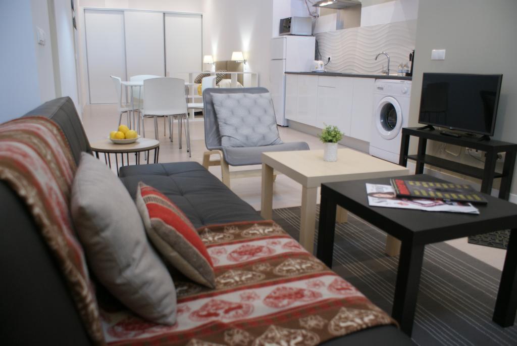 Apartamentos La Estacion M&S アルバセテ 部屋 写真