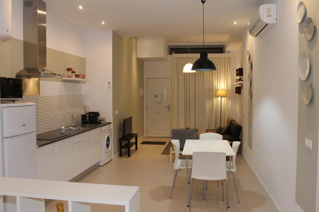 Apartamentos La Estacion M&S アルバセテ 部屋 写真
