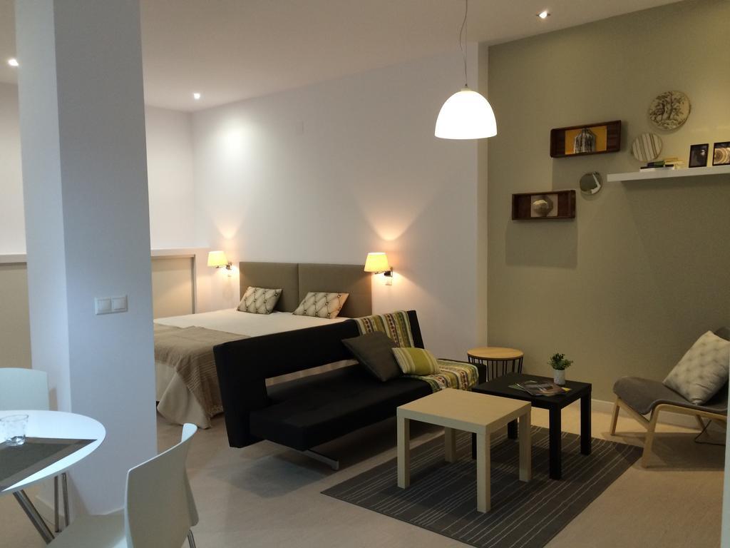 Apartamentos La Estacion M&S アルバセテ 部屋 写真