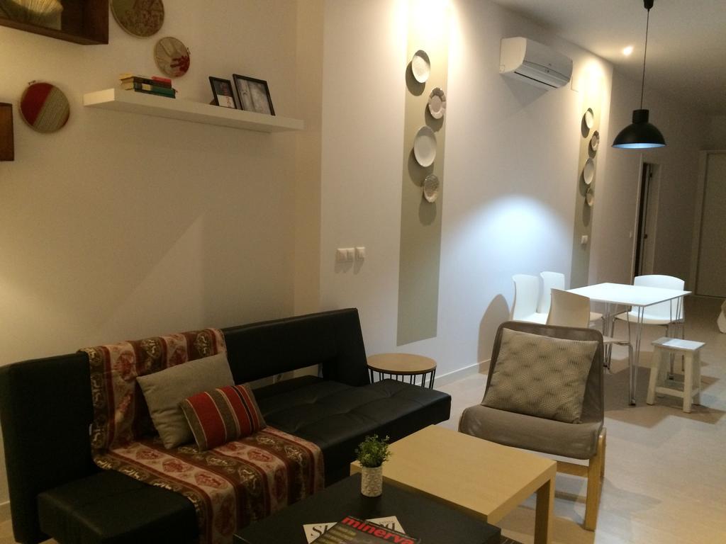 Apartamentos La Estacion M&S アルバセテ 部屋 写真