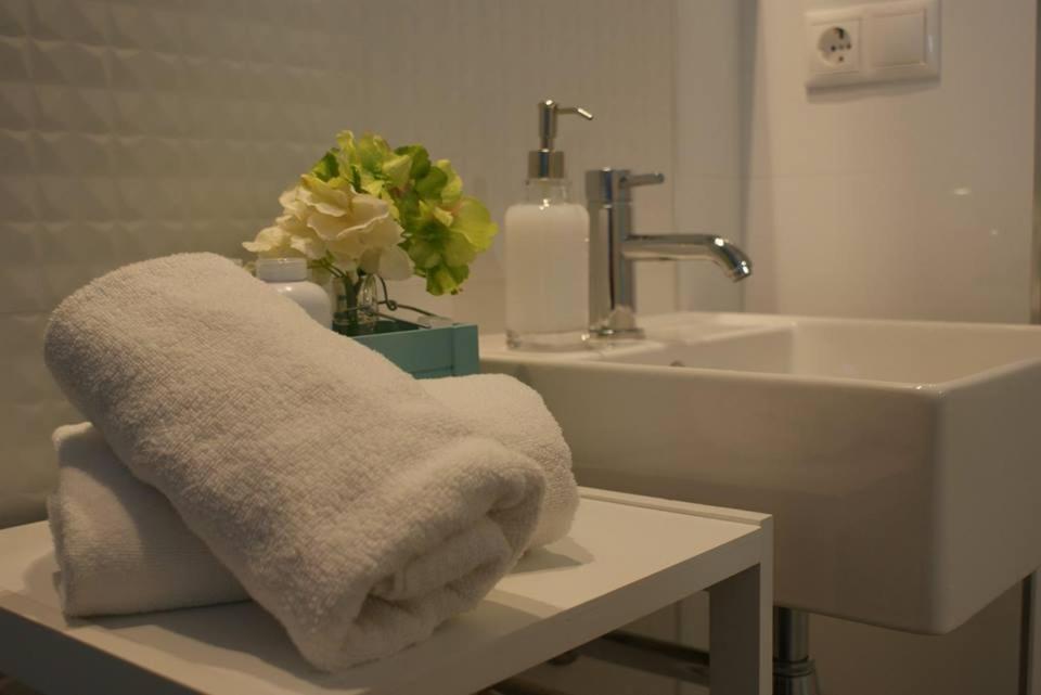 Apartamentos La Estacion M&S アルバセテ エクステリア 写真